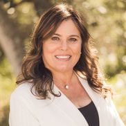 Brigette Lugo Realtor logo