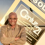 Dennis Jones DRE#01192314 logo